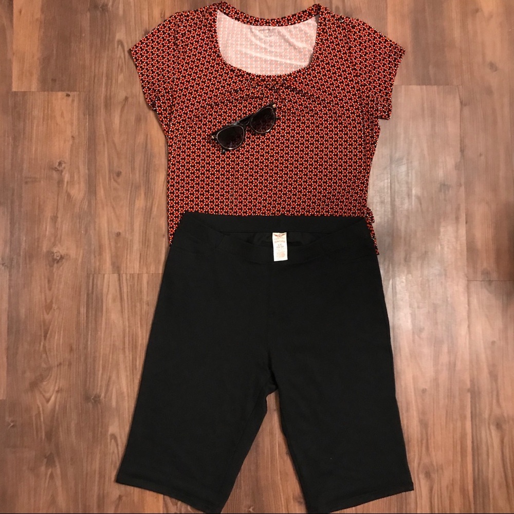 🎅 Black Bermuda Jeggings Size Large